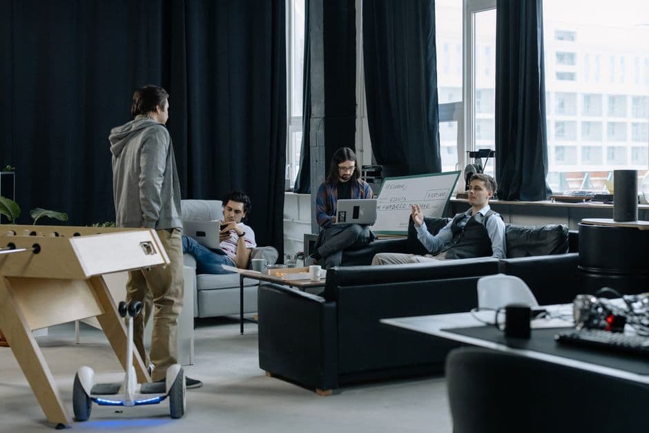 El efecto IA desploma la presencia de startups latinas en la nueva cohorte de Y Combinator