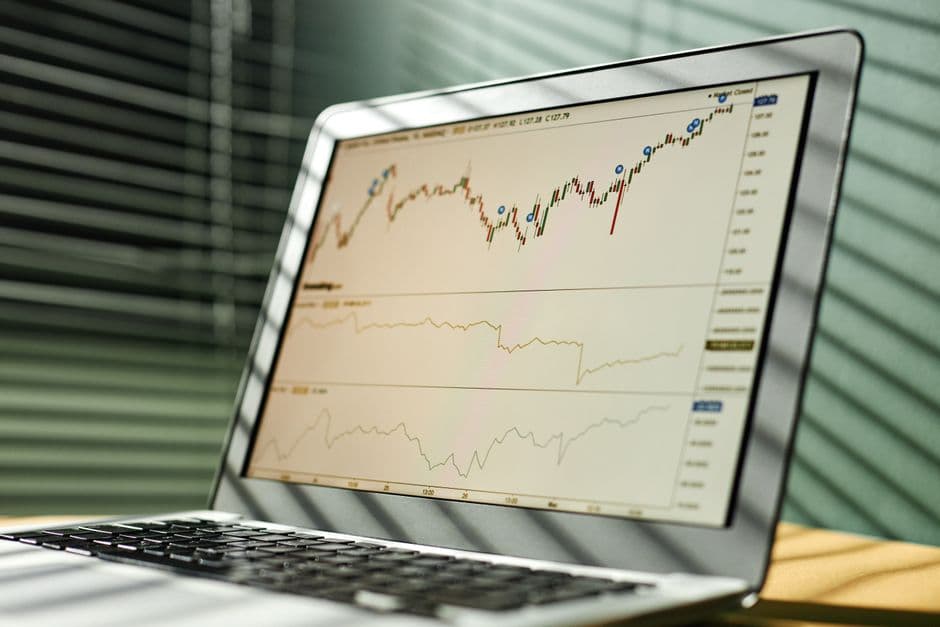 Acciones de UiPath suben tras superar expectativas: la apuesta total se centra en su ARR