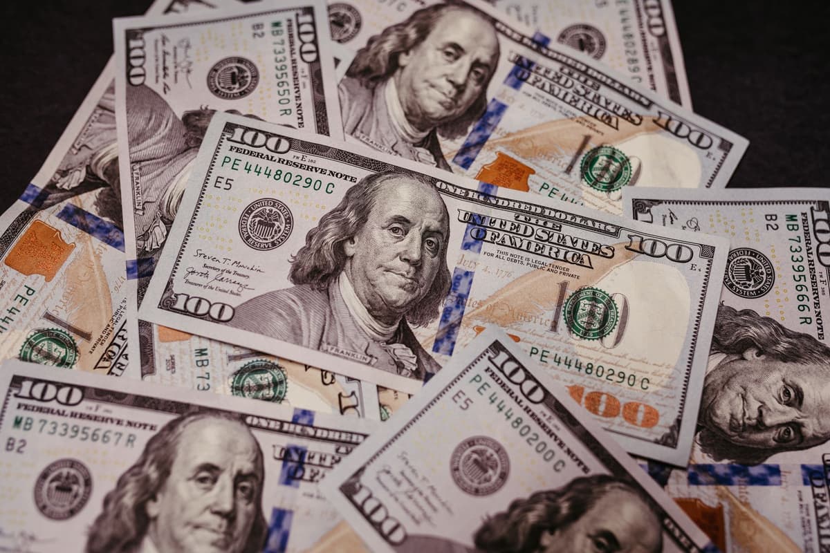 Circle cae un 15% tras el desplome en los ingresos por comisiones del stablecoin USD