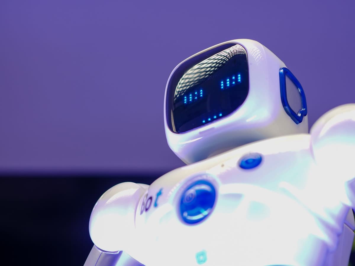 OpenAI lanza ChatGPT Work: automatización con agentes autónomos para optimizar flujos operativos corporativos